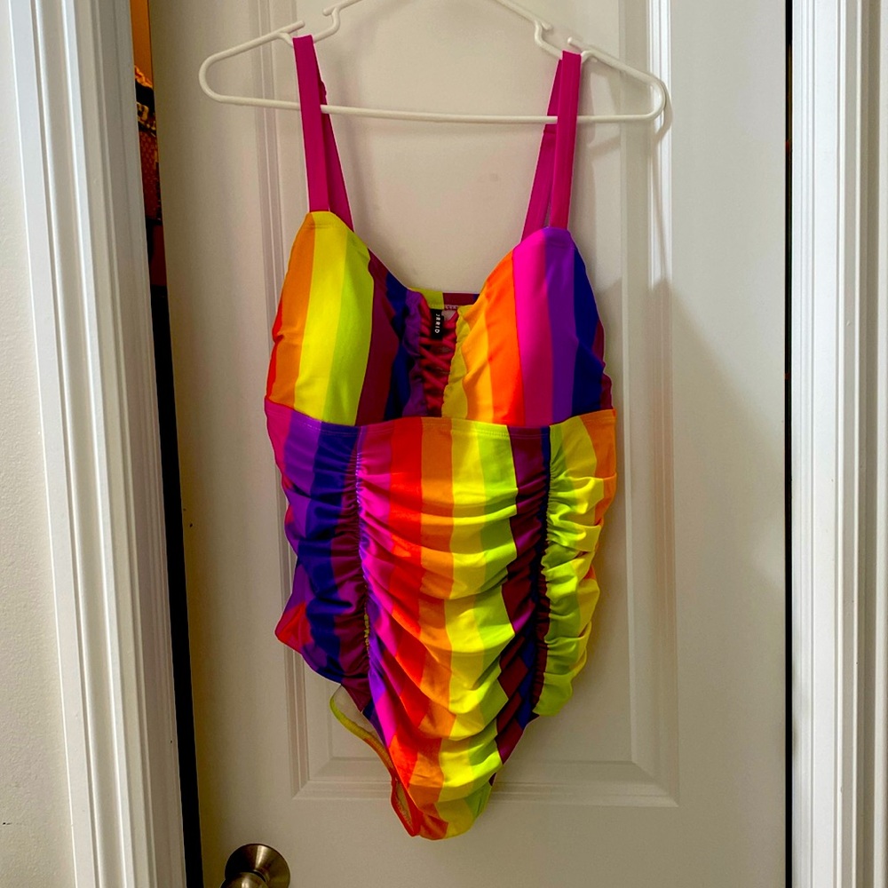 Torrid Slim Fit Lattice Front One Piece Swimsuit Size 1 (14-16)